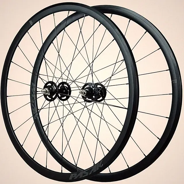 Fixed Gear Bicycle Wheelset 24 Holes Track Cycling Wheels Width 20mm Depth 30mm