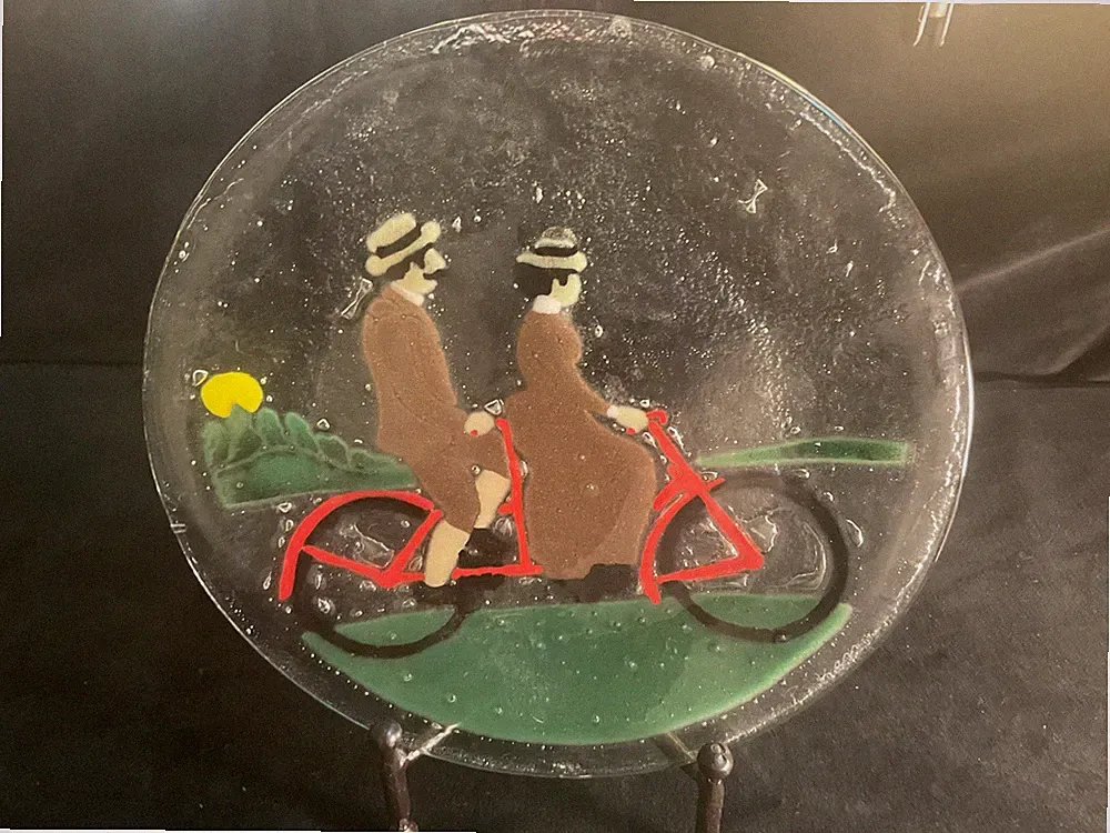 Peggy Karr Signed 14” Fused Glass Plate Couple on Tandem Bicycle Rare Art Glass