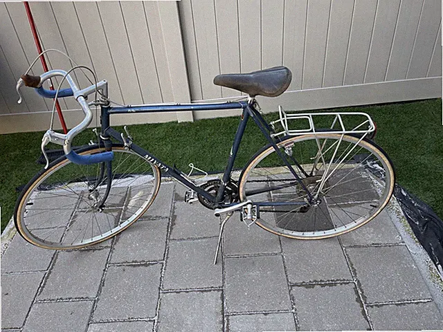Vintage 1983 Miyata Six Ten Bike W/ Suntour Mountech . Touring Model.